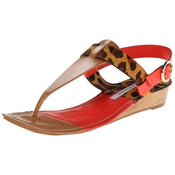 Diane Von Furstenberg Darling T-Strap Thong Wedge Sandal Leopard - Picture 2 of 12